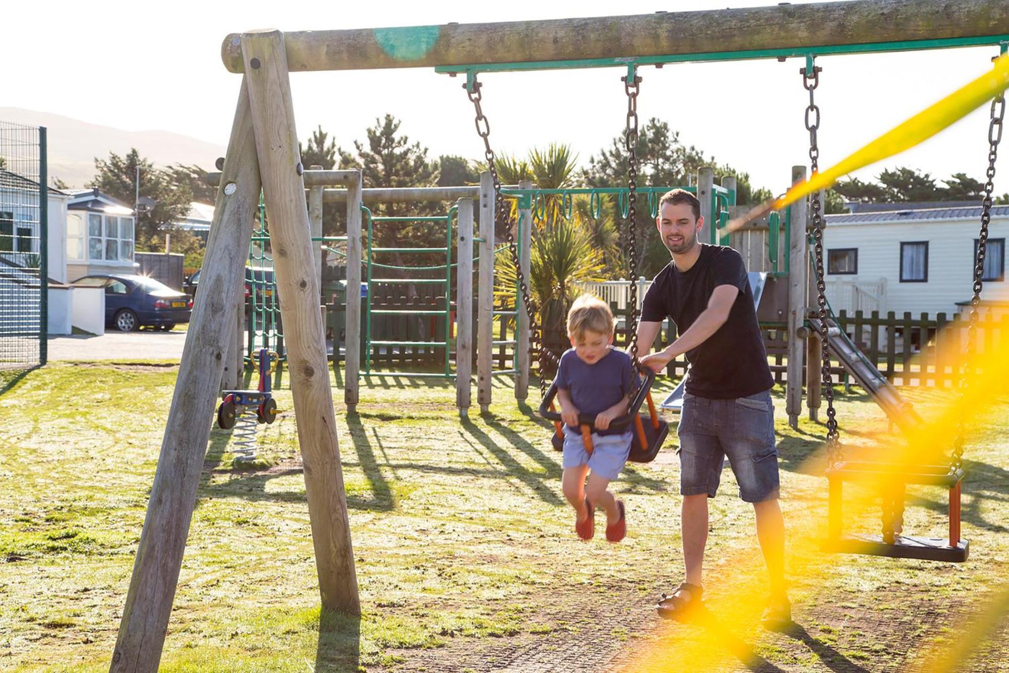 Holiday park Barmouth Bay Llanddwywe