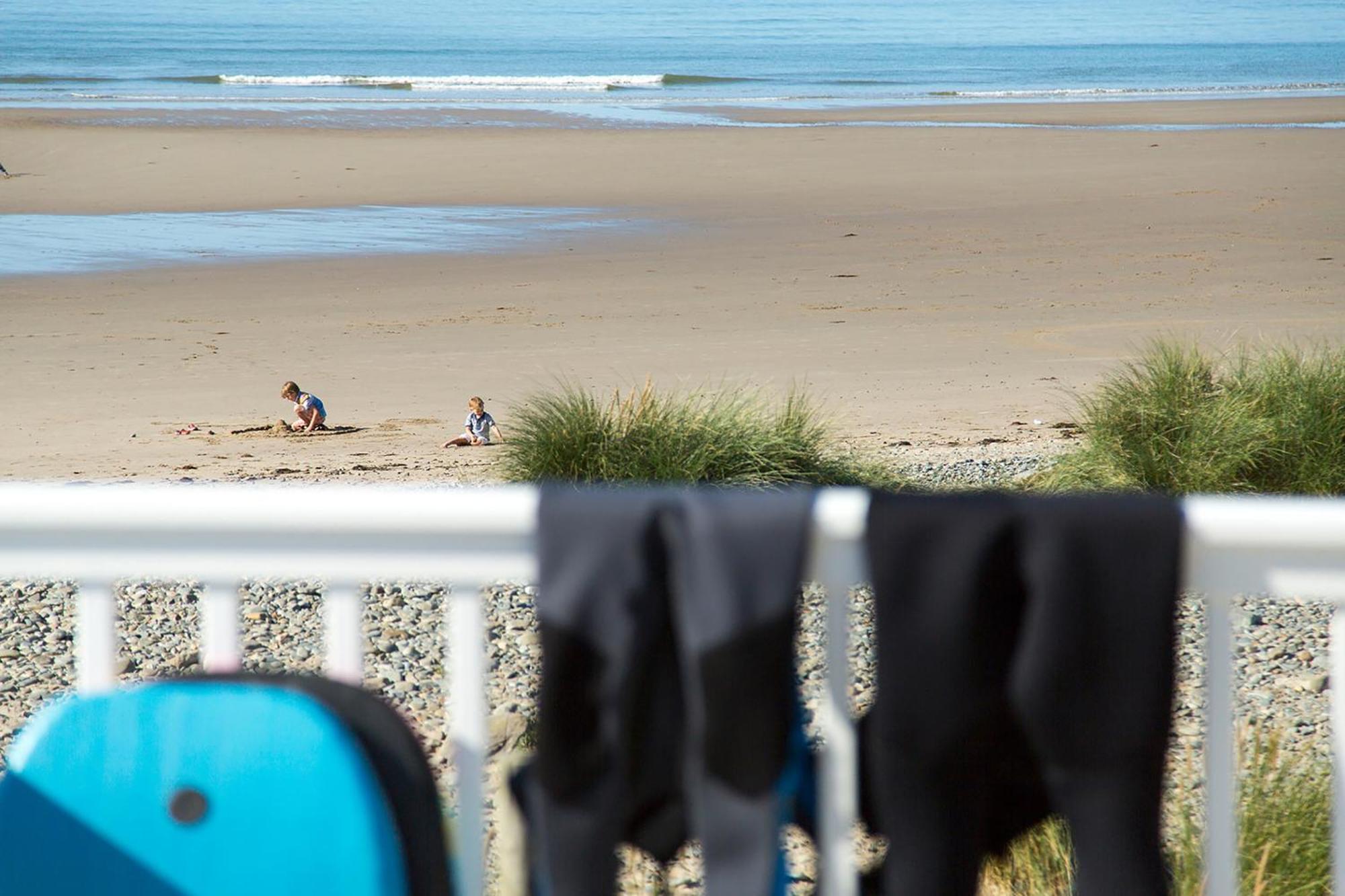 Barmouth Bay 4*